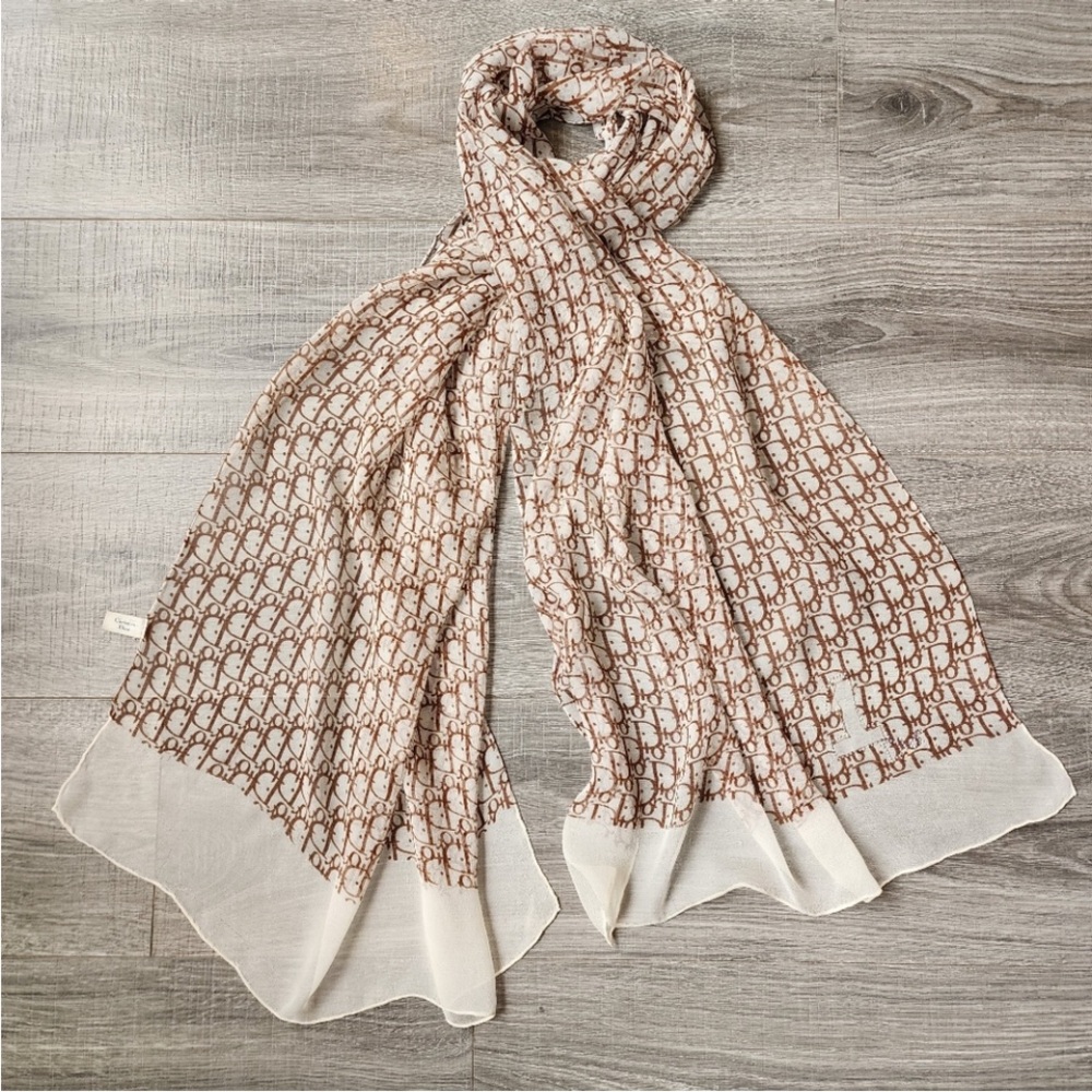 Christian Dior Vintage Scarf 🧣